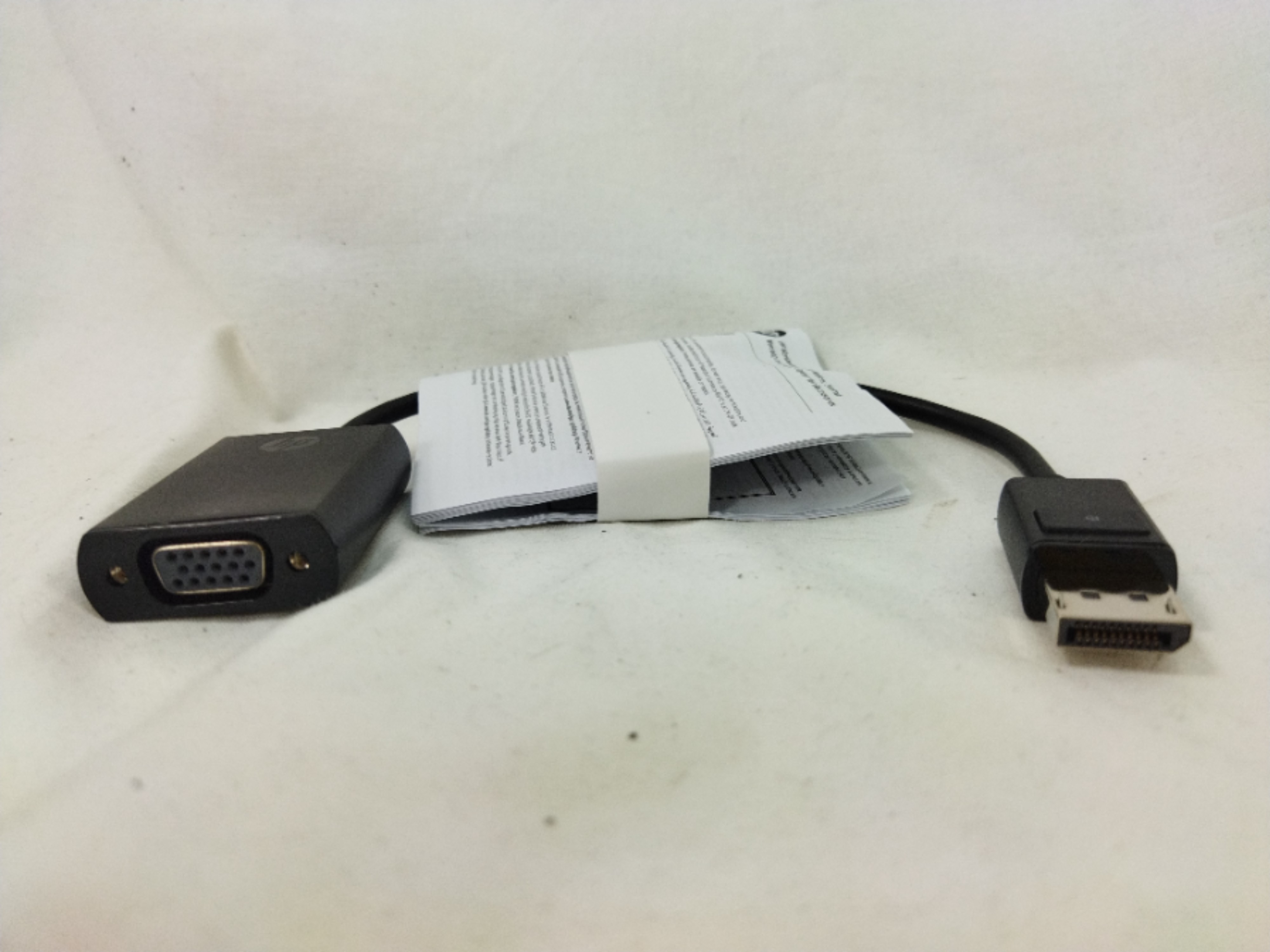 Voir photo 2 de HP Adaptateur DisplayPort Vers VGA HP Adaptateur DisplayPort Vers VGA Comme neuf - Vue 2 -